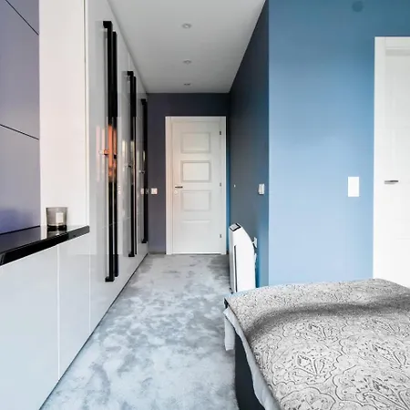10 3br2bh Jacuzzi Free Parking Sofia